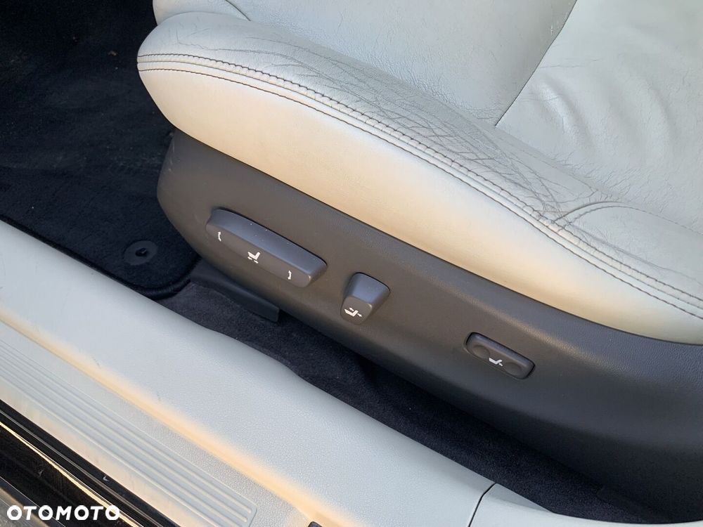 Lexus IS 220 D Elegance - 22