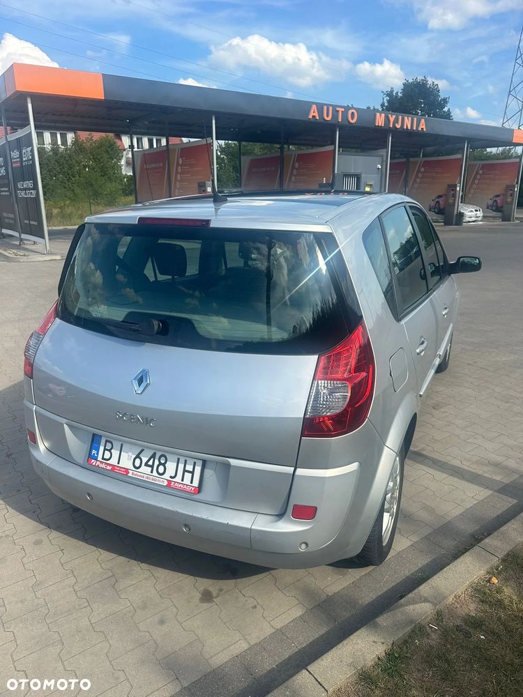 Renault Scenic - 22