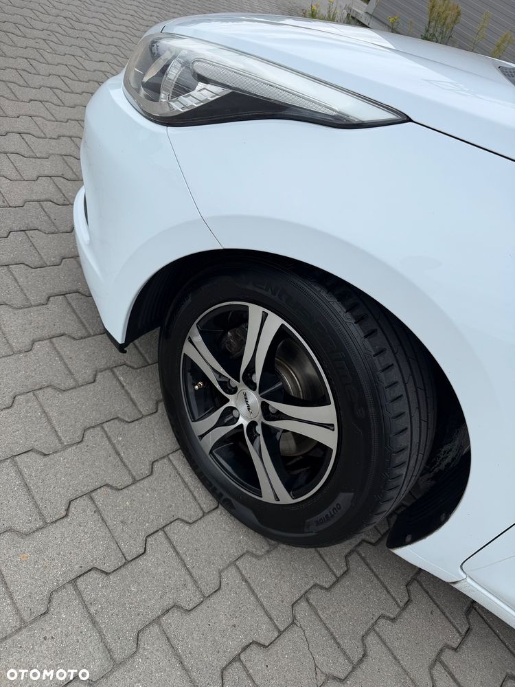 Kia Ceed 1.6 CRDi 128 Spirit - 19