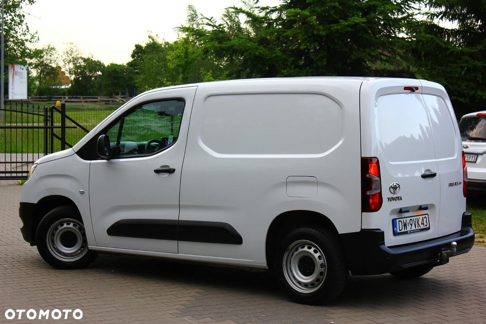 Toyota PROACE CITY BLASZAK 2 OSOBOWY 1.2 D-4T BENZYNA 110KM PEWNE AUTO FV23% - 5