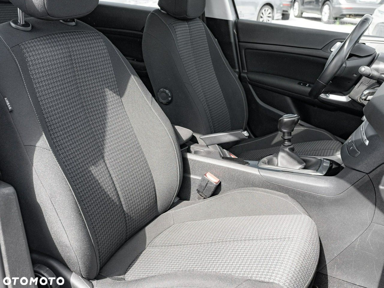 Peugeot 308 1.5 BlueHDi Active Pack S&S - 32