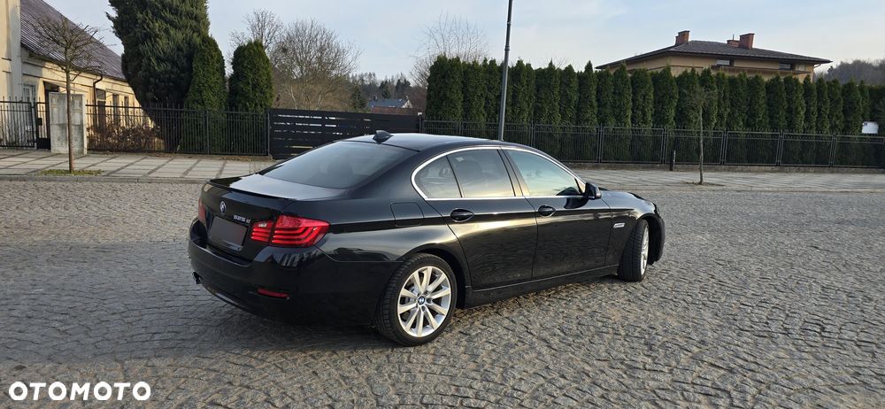 BMW Seria 5 525d - 6