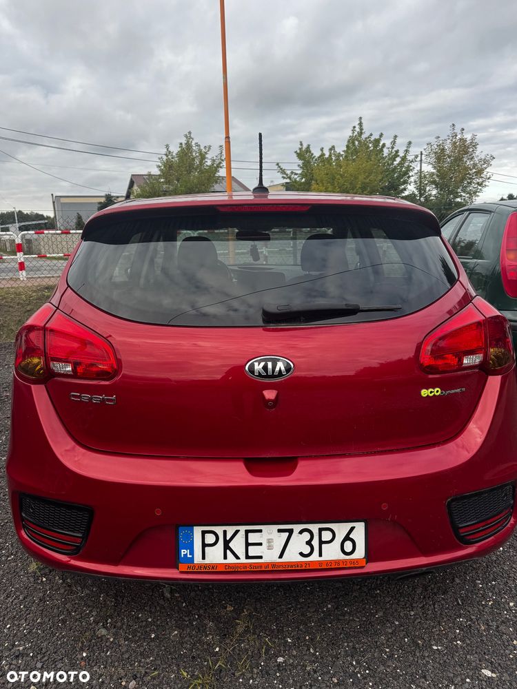 Kia Ceed 1.0 T-GDI ISG Vision - 8
