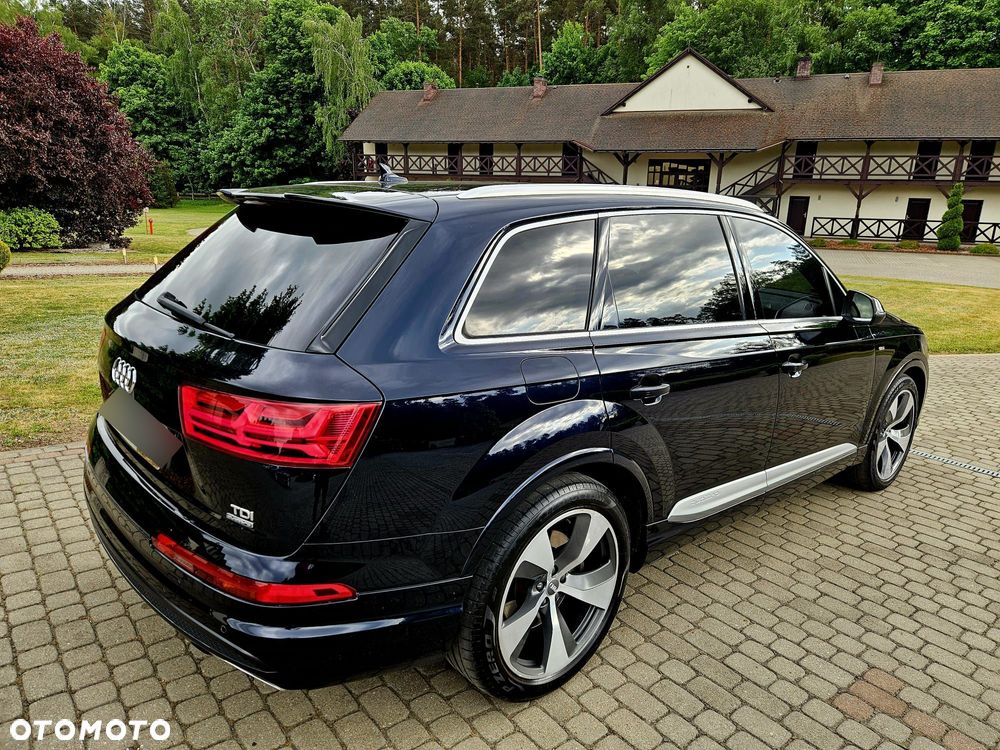 Audi Q7 - 12