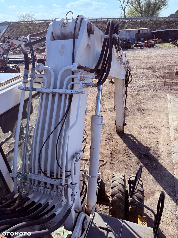 Liebherr A900 Litronic - 14