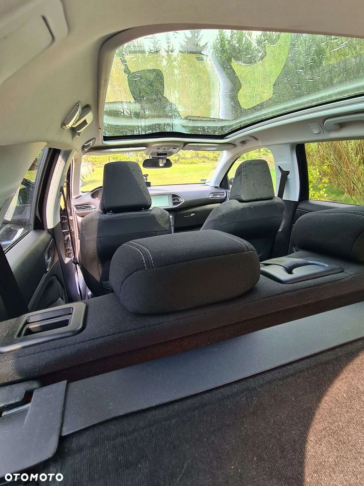 Peugeot 308 1.6 BlueHDi Allure S&S - 6