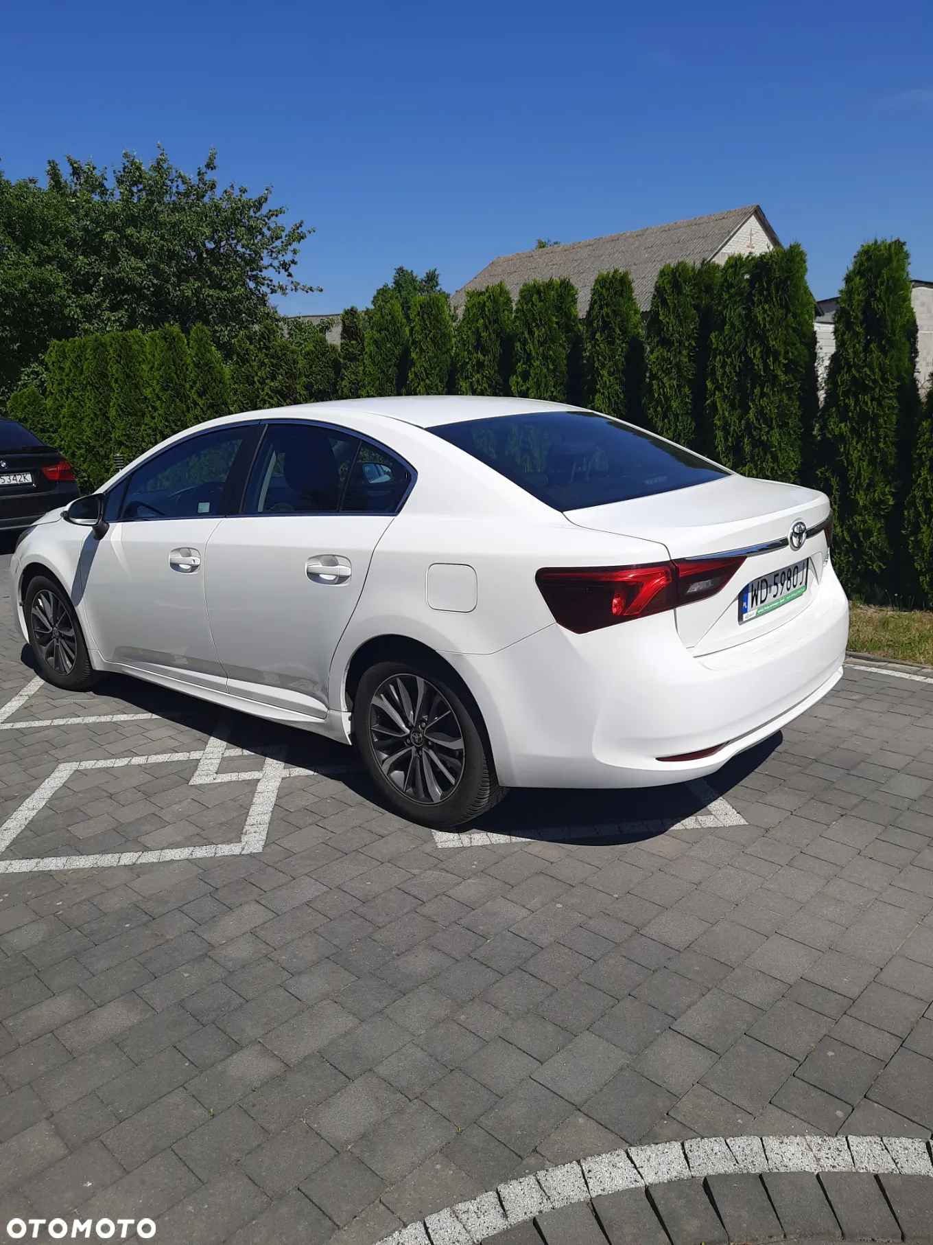 Toyota Avensis 2.0 D-4D Prestige - 3