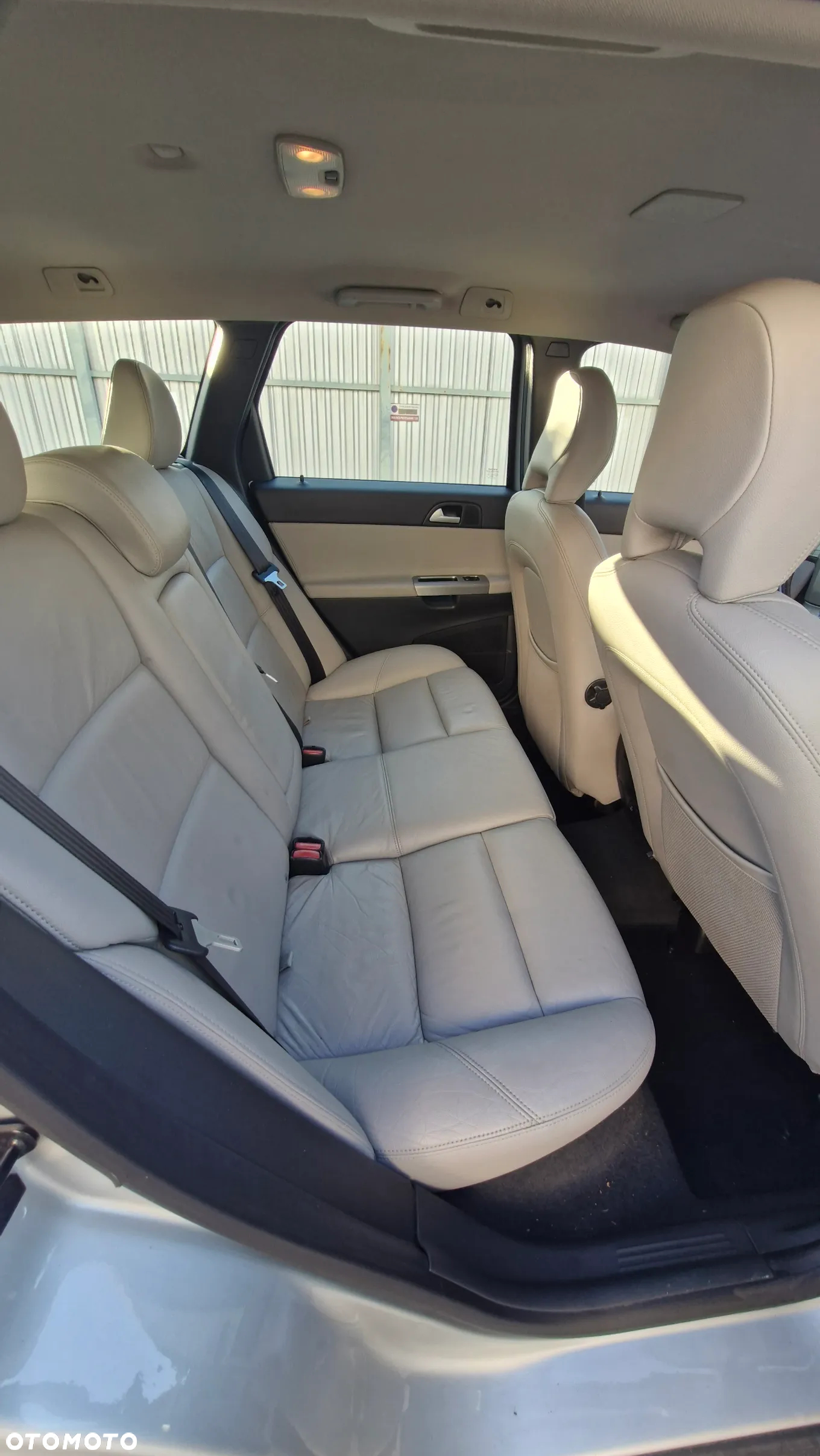 Volvo V50 1.6D DPF DRIVe Momentum - 16