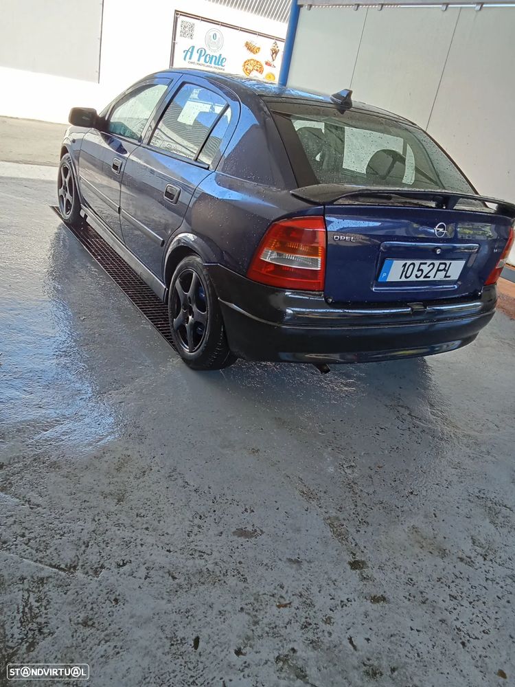 Opel Astra 1.4 Sport - 5