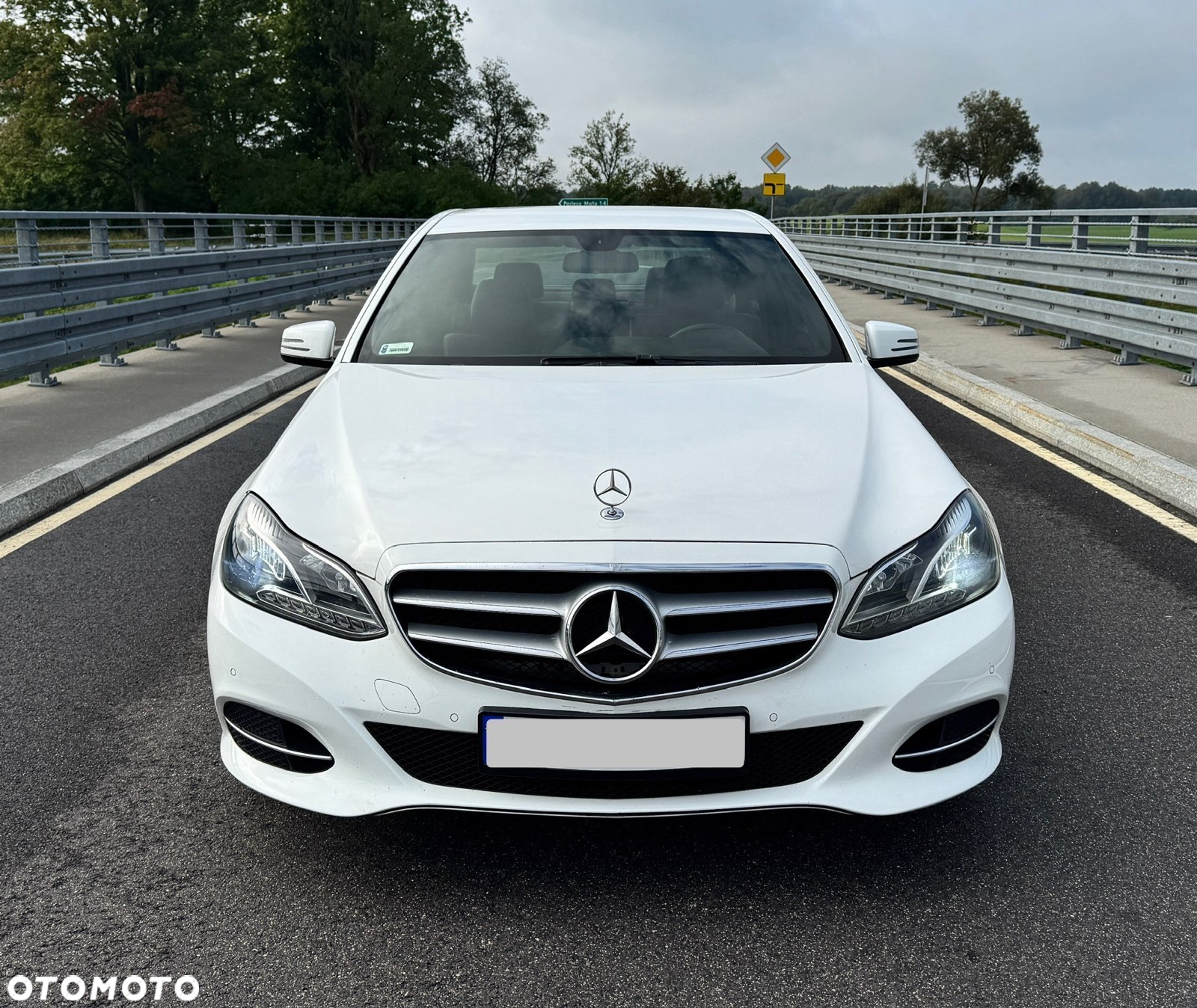 Mercedes-Benz Klasa E 220 BlueTEC 9G-TRONIC Avantgarde - 21