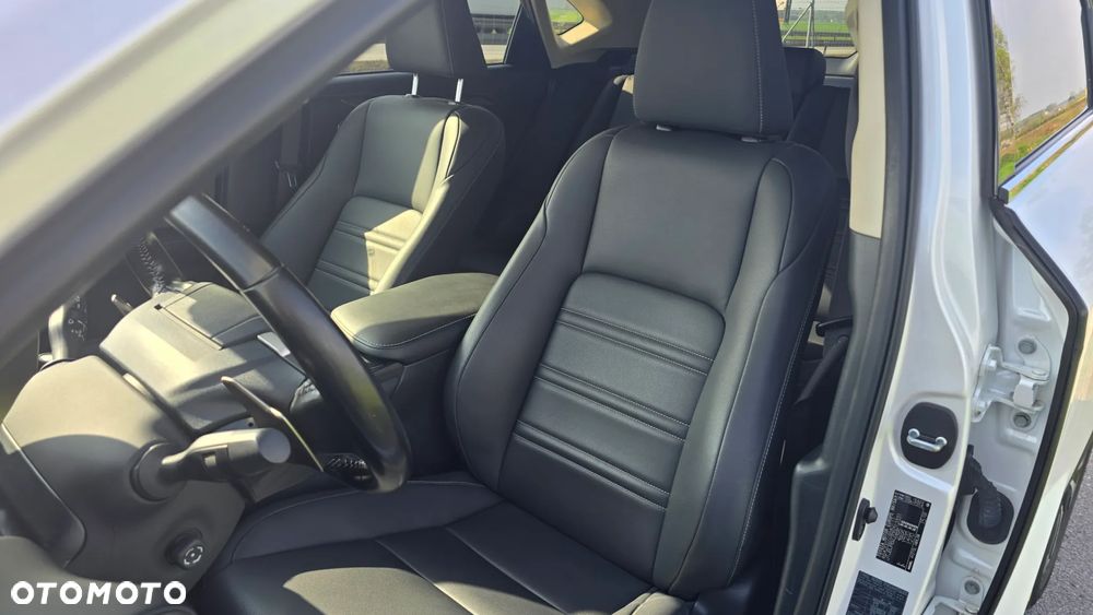 Lexus NX 300h F Impression AWD - 10