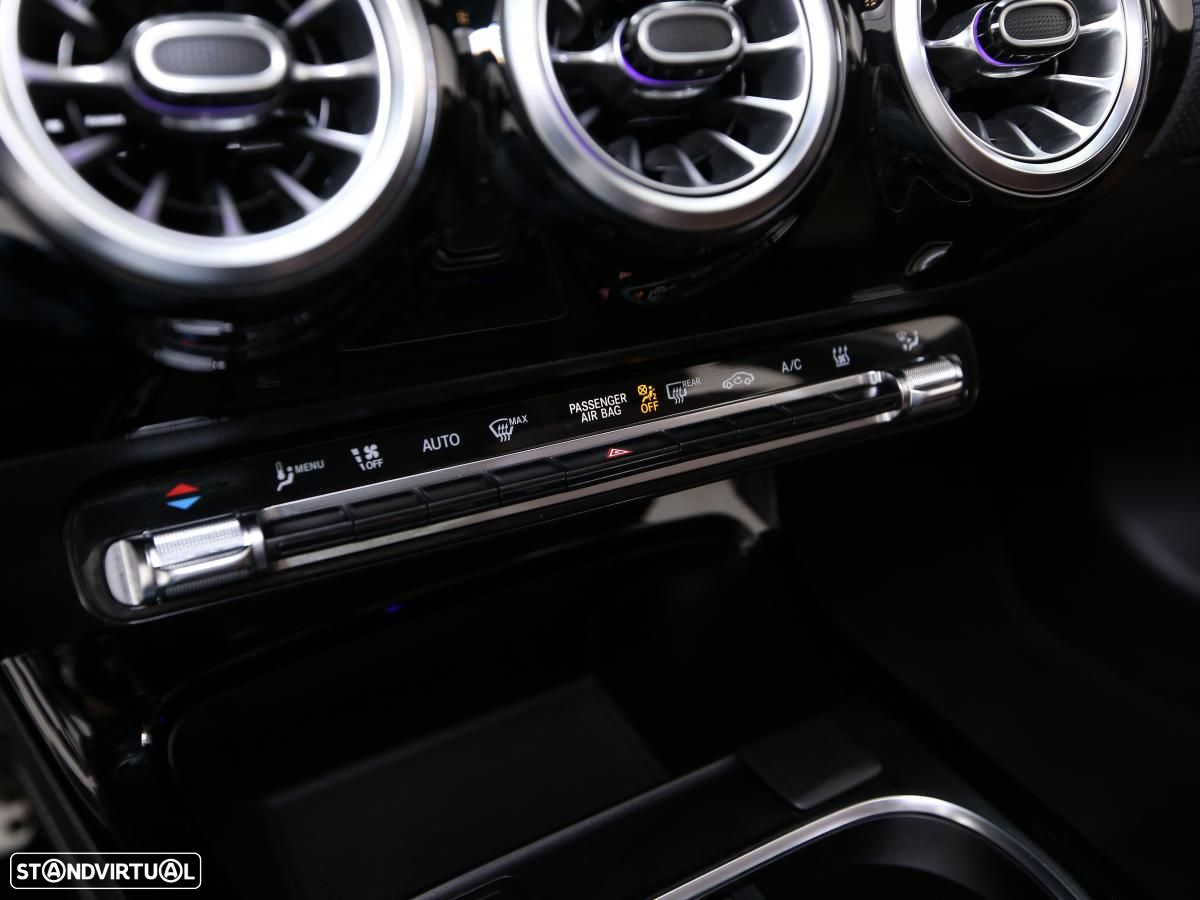 Mercedes-Benz A 250 Limousine e AMG Line - 31