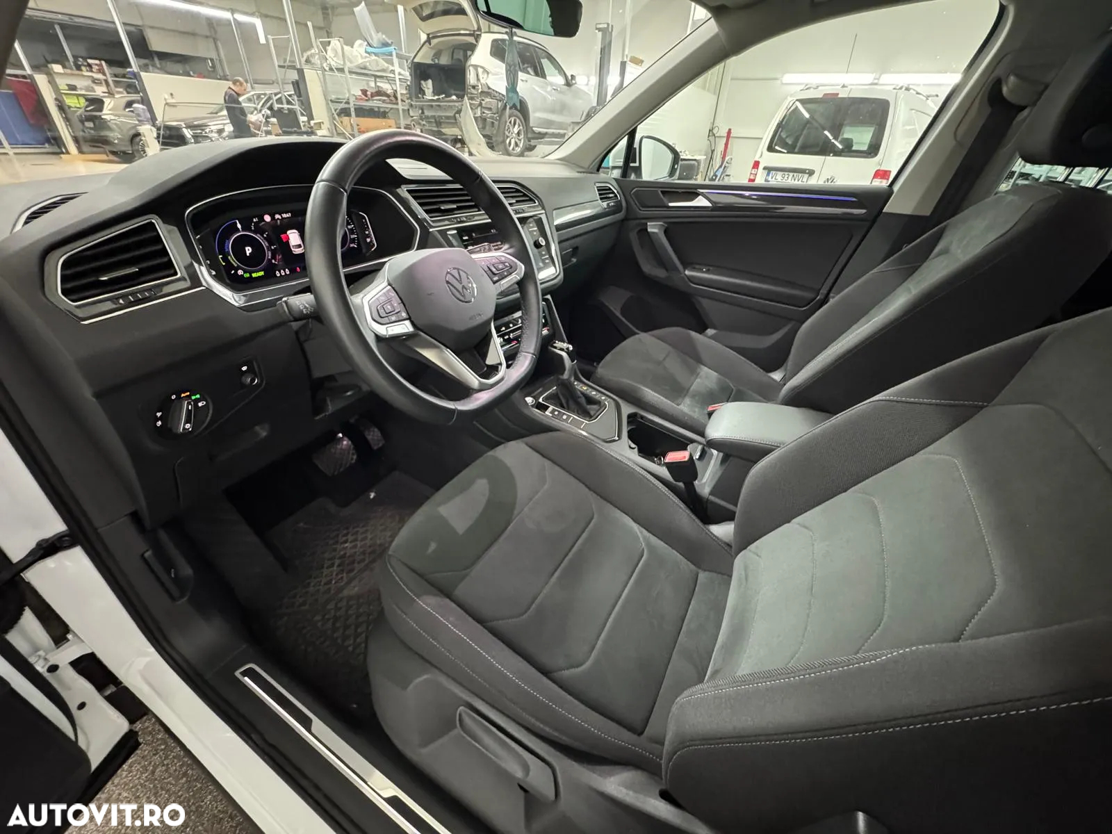 Volkswagen Tiguan 1.4 eHybrid OPF Elegance - 8