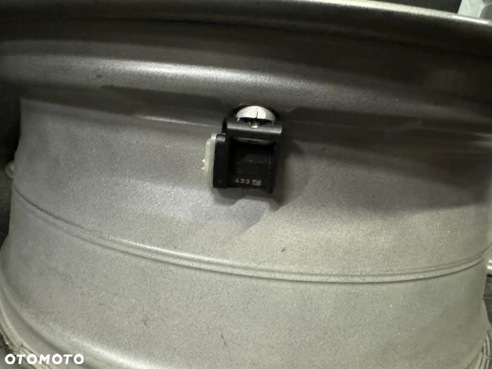 Alufelgi Mercedes E-Klasa W213 AMG, W212, C-Klasa W205 19 cali 5x112 4szt. Ładne z czujnikami! - 21