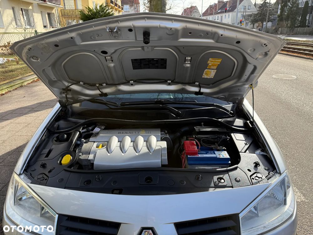 Renault Megane 1.6 16V Dynamique - 10