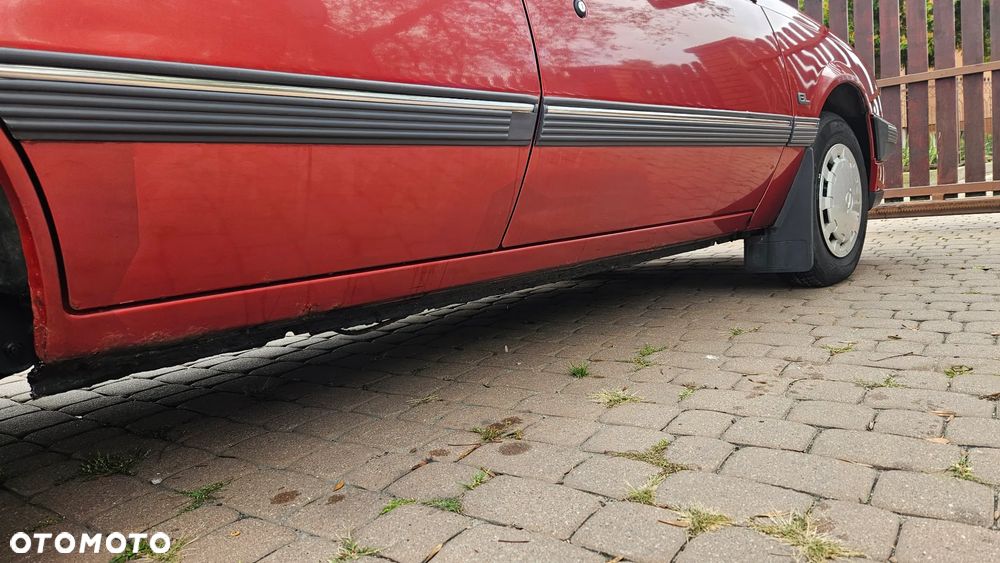 Opel Ascona - 12