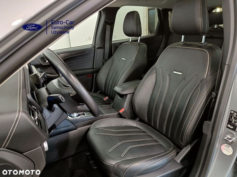 Ford Kuga - 13