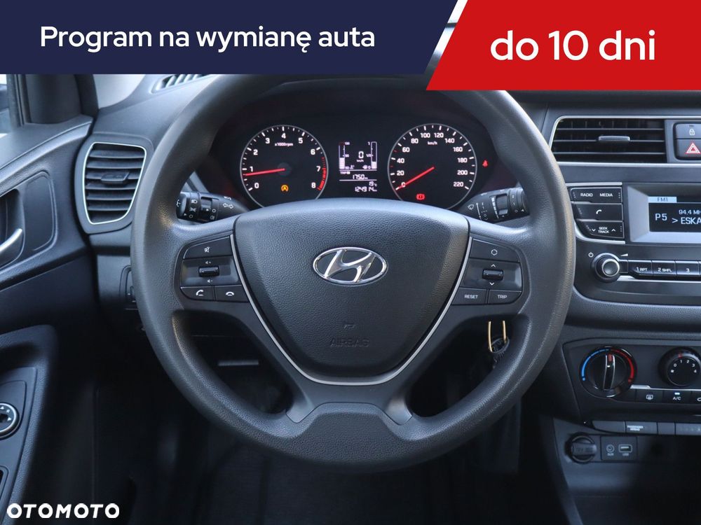 Hyundai i20 - 18