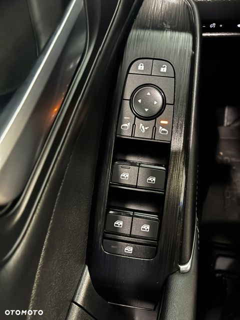 Nissan Qashqai 1.5 e-POWER N-Connecta - 32