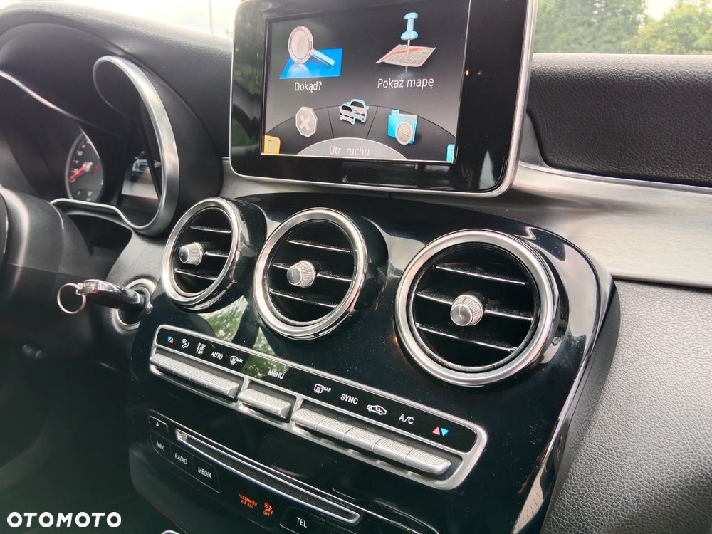 Mercedes-Benz Klasa C 200 (BlueTEC) d Avantgarde - 27