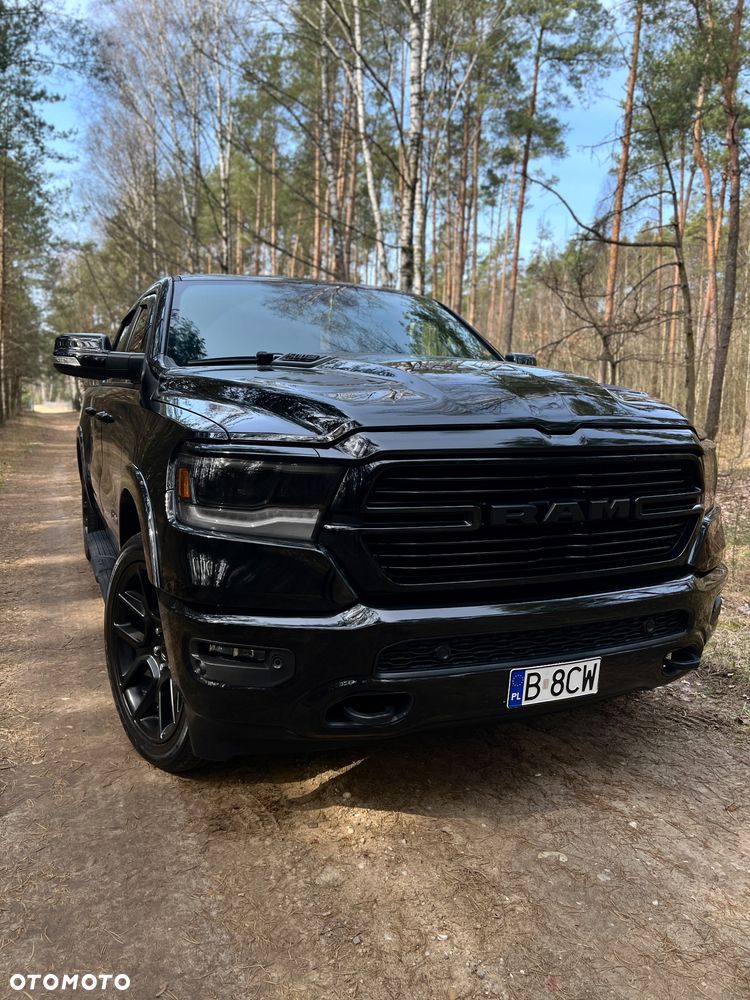 RAM 1500 5.7 Crew Cab Shortbed Laramie Black - 1