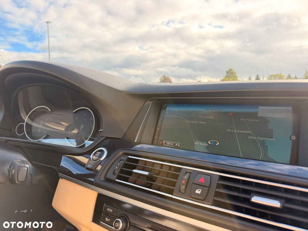 BMW Seria 5 - 16