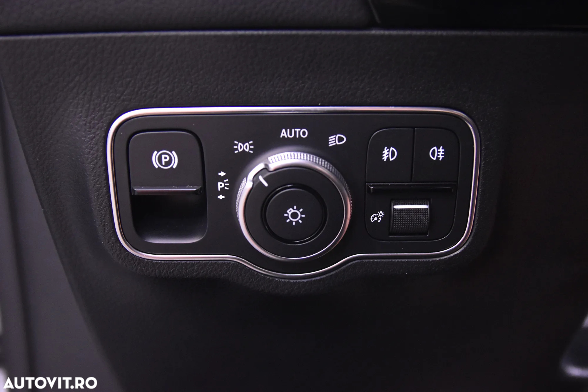 Mercedes-Benz GLA 200 d Aut. - 15