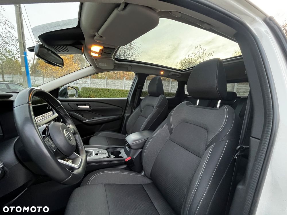 Nissan Qashqai 1.3 DIG-T TEKNA - 10