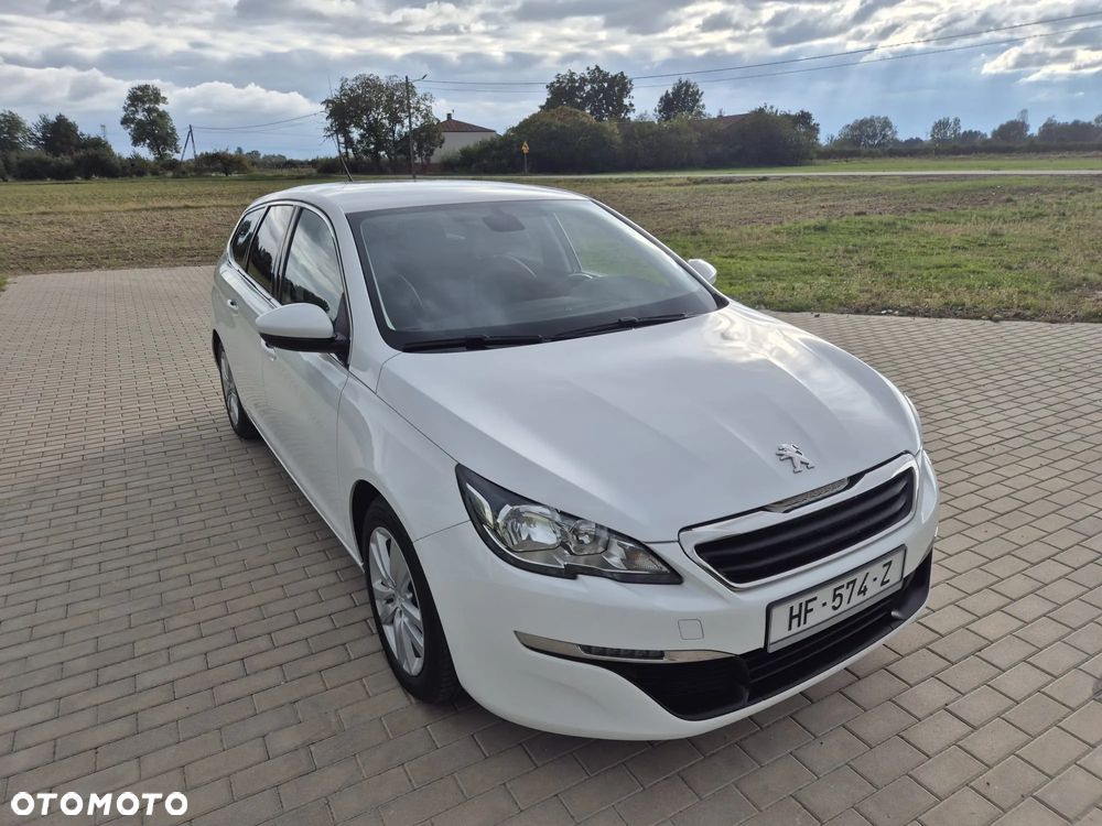 Peugeot 308 SW 1.6 BlueHDi Allure S&S - 16