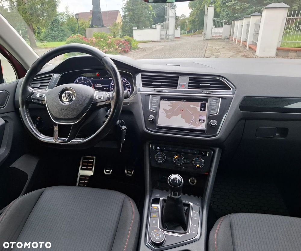 Volkswagen Tiguan 2.0 TDI SCR 4MOTION (BlueMotion Tech) Sound - 19
