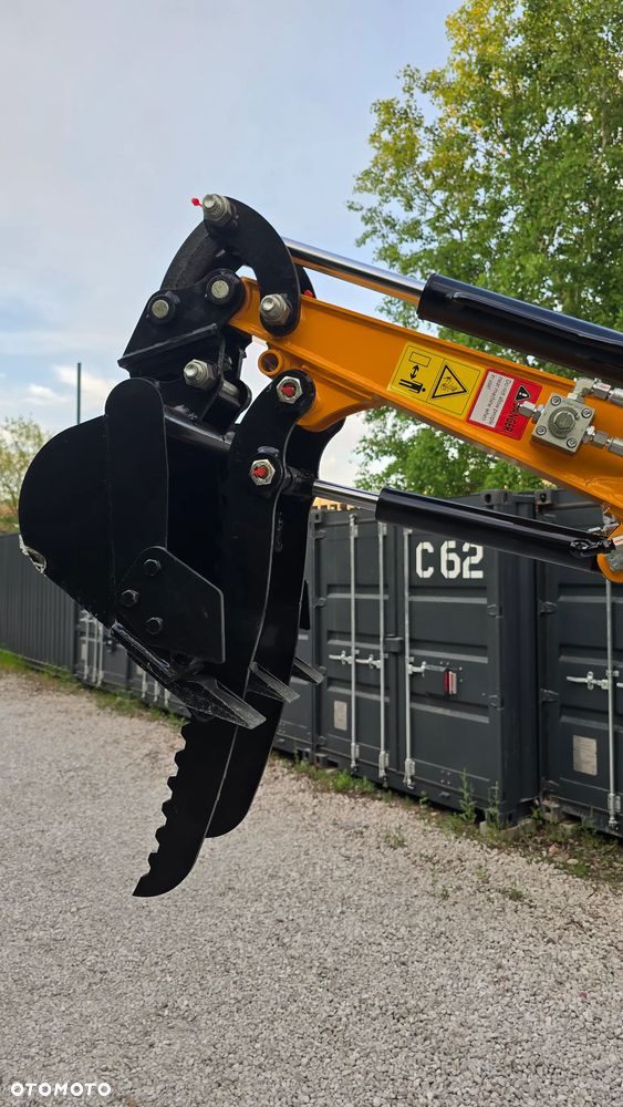 Inny Minikoparka HT15PRO - 15