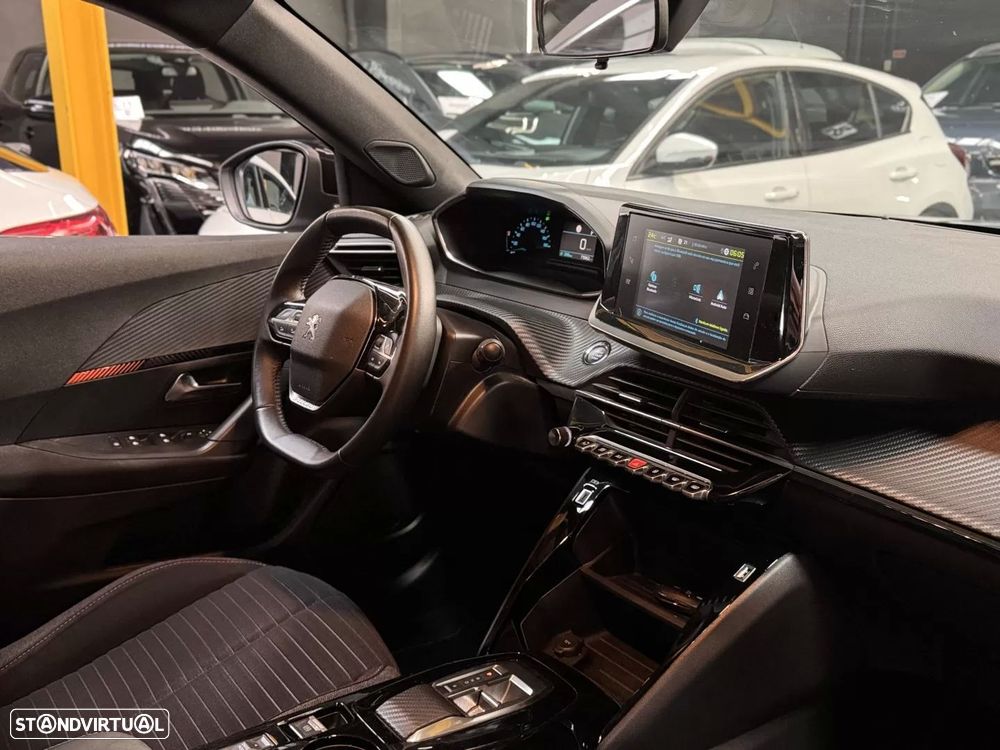 Peugeot e-2008 50 kWh Active Pack - 25