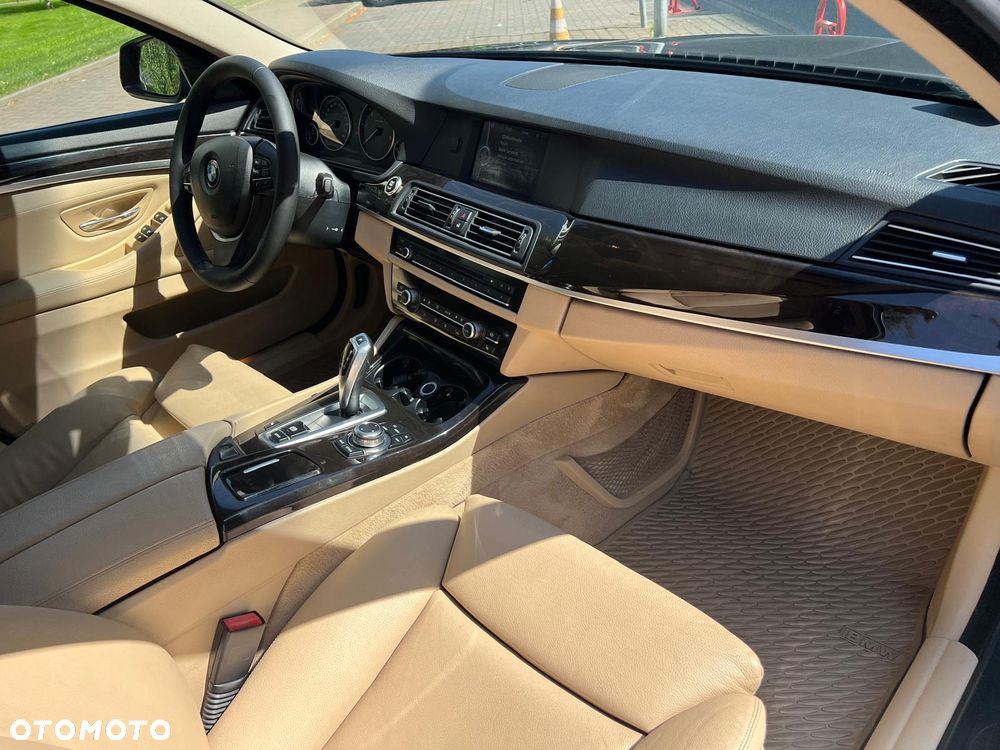 BMW Seria 5 520d - 2
