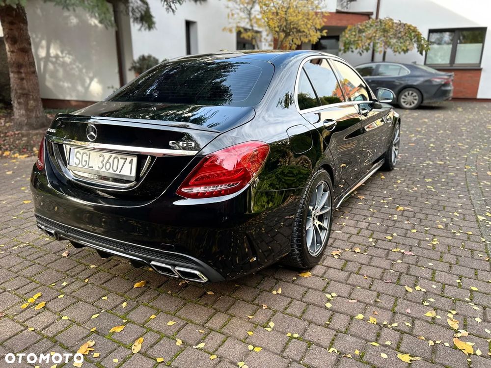 Mercedes-Benz Klasa C AMG 63 - 11