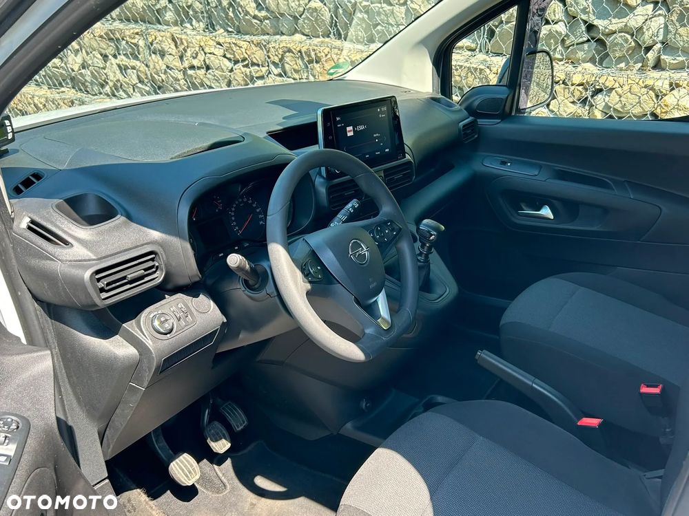 Opel COMBO - 9