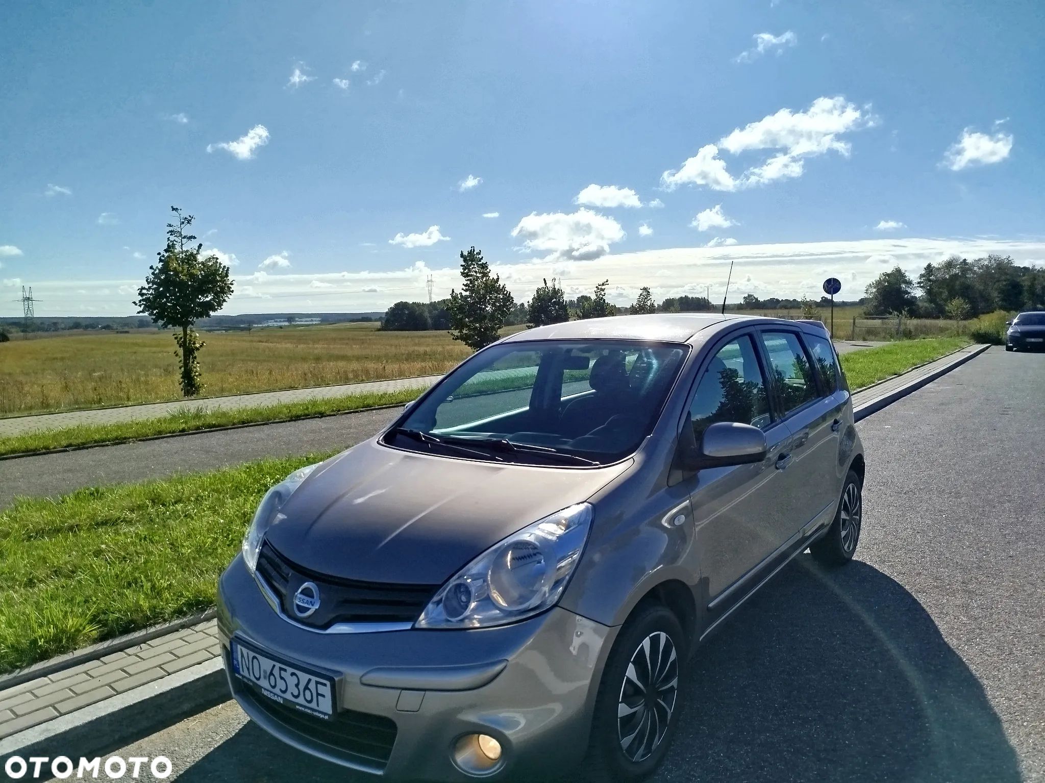 Nissan Note - 1