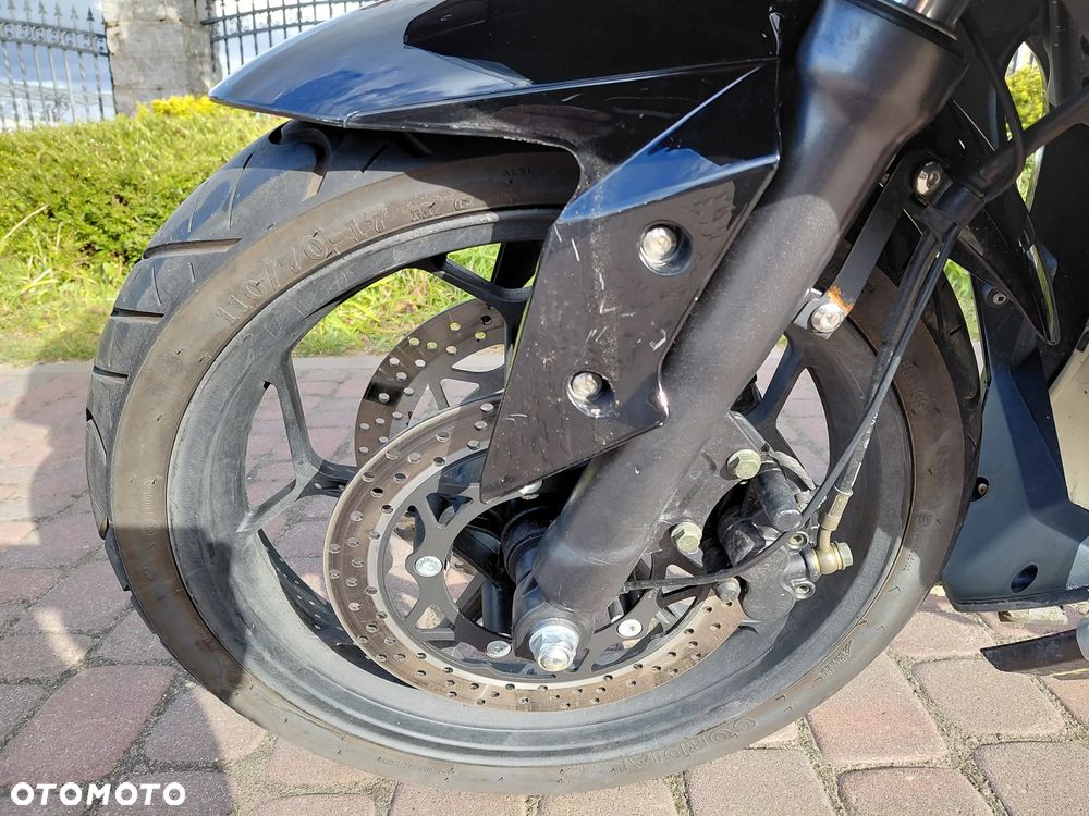Yamasaki 125 - 16