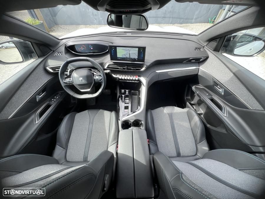 Peugeot 3008 1.6 Hybrid Allure Pack e-EAT8 - 24