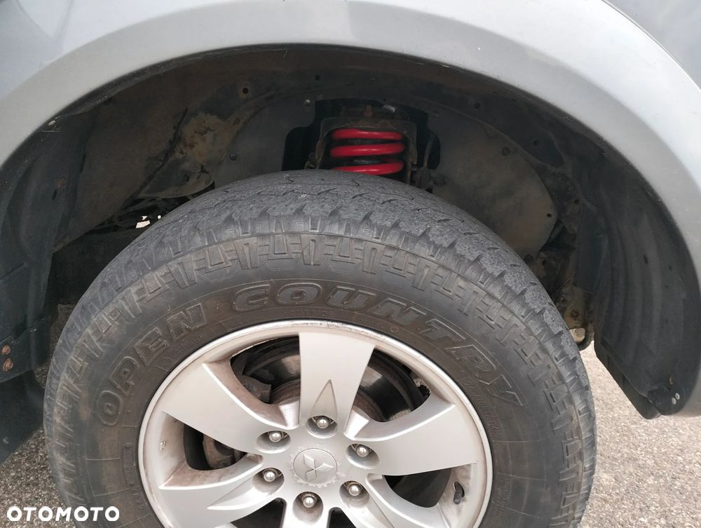 Mitsubishi L200 2.5 DID Intense - 15