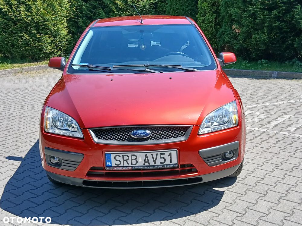 Ford Focus 1.6 Ambiente - 19