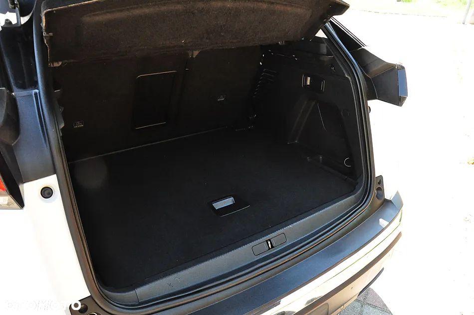 Peugeot 3008 BlueHDi 130 Stop & Start Allure Business-Paket - 33