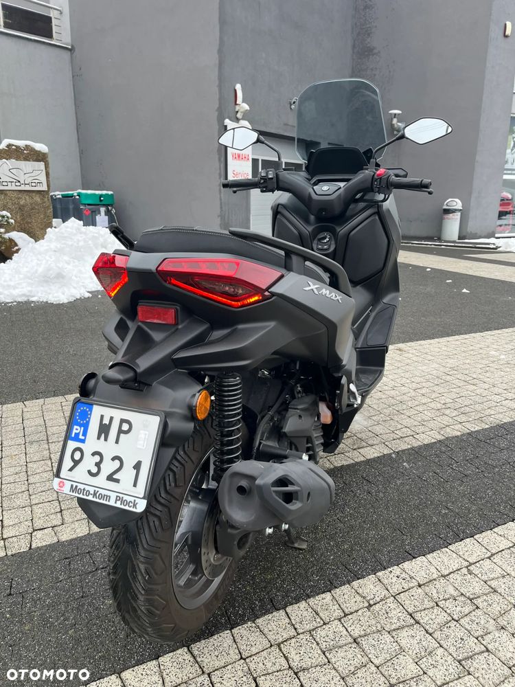 Yamaha X-max - 5