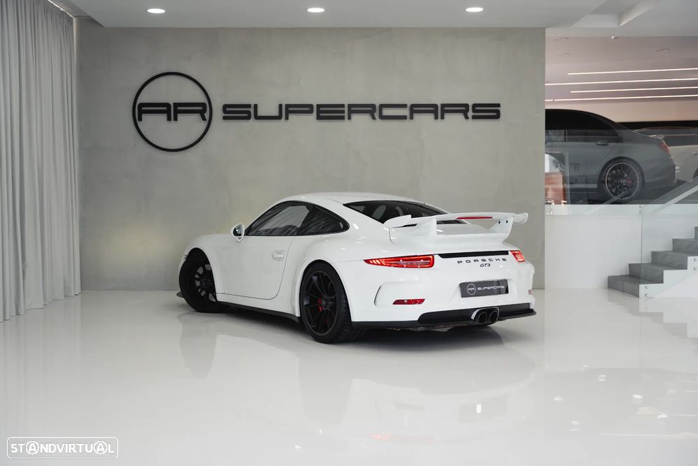 Porsche 911 Série F - 16