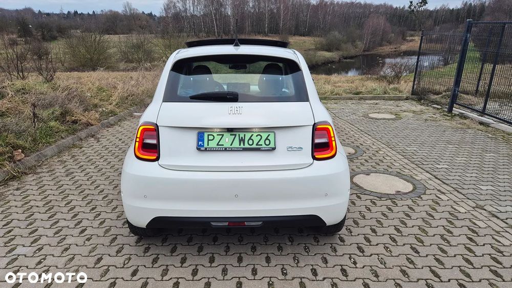 Fiat 500e - 7