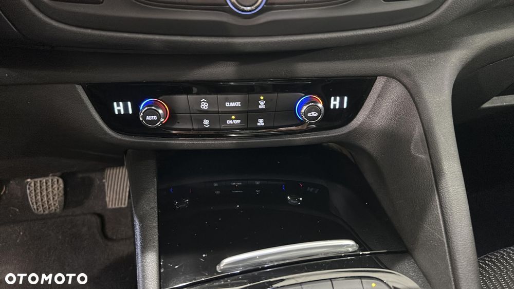 Opel Insignia 1.6 CDTI Innovation S&S - 22