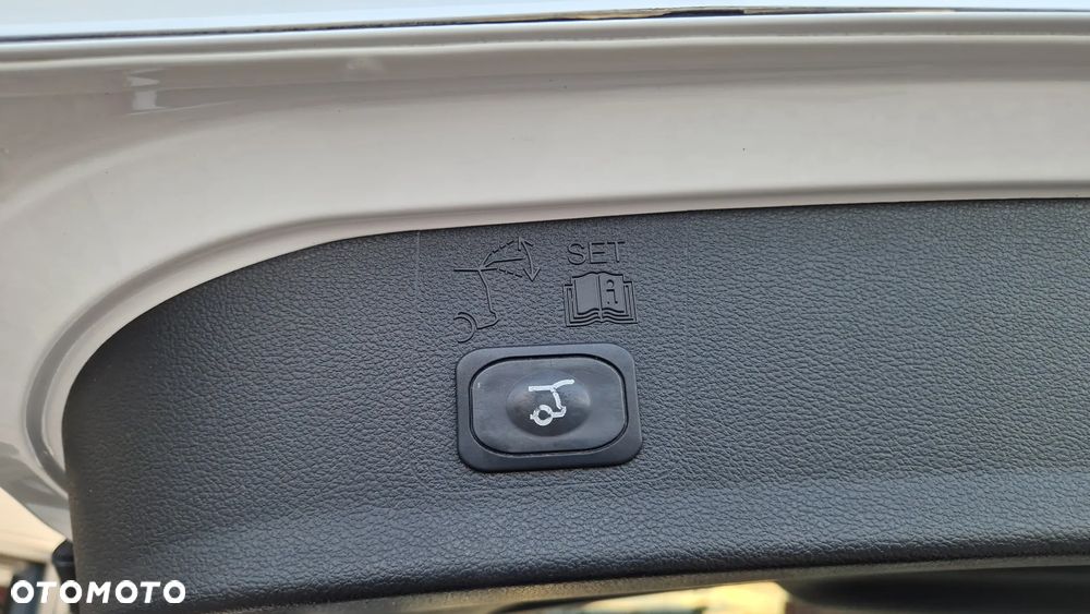 Ford Kuga 1.5 EcoBoost 2x4 Titanium - 30