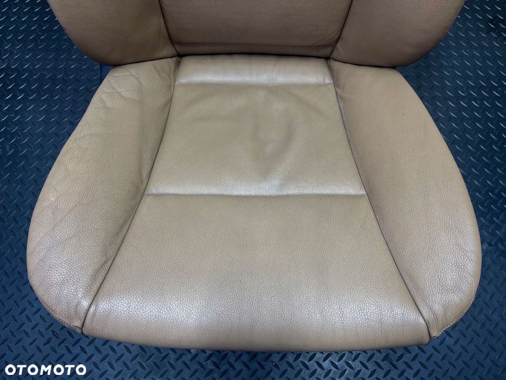 FOTEL PRAWY PRZÓD PASAZERA BMW E60 E61 SKORA - 2