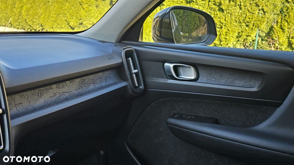 Volvo XC 40 D3 SCR Momentum Core - 15