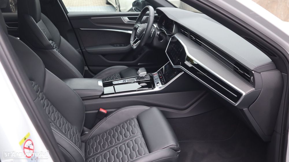 Audi RS6 Avant 4.0 TFSI quattro Tiptronic - 26
