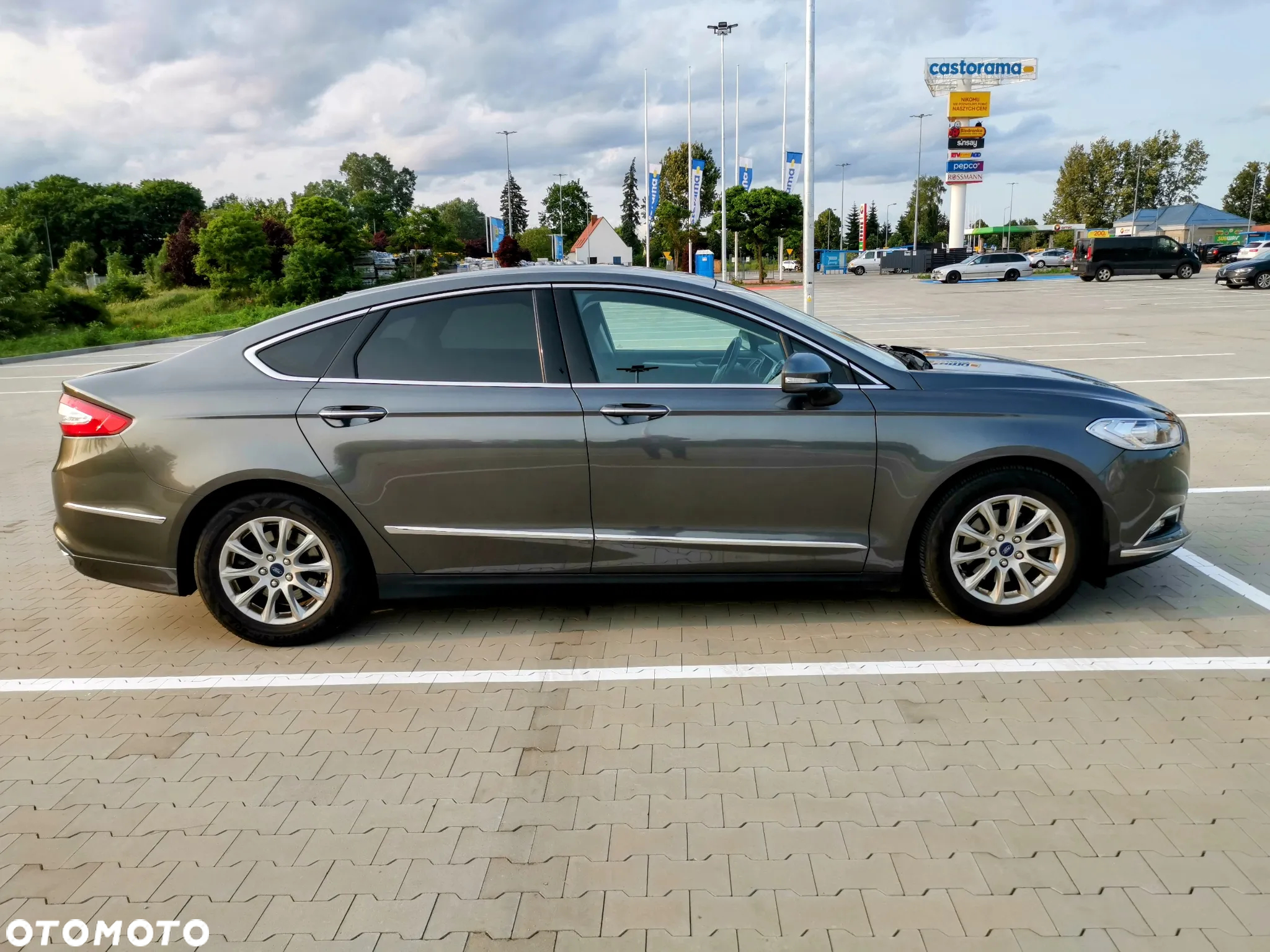 Ford Mondeo 1.5 EcoBoost Trend - 4